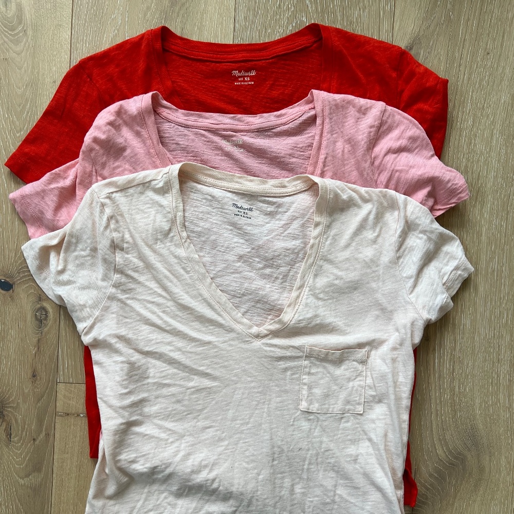 EUC LOT OF 3 MADEWELL WHISPER COTTON COTTON V NECK POCKET TEE SIZE XSMALL